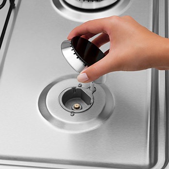 O cozimento é ideal fogão Electrolux quatro bocas Celebrate 56SX Inox queimador