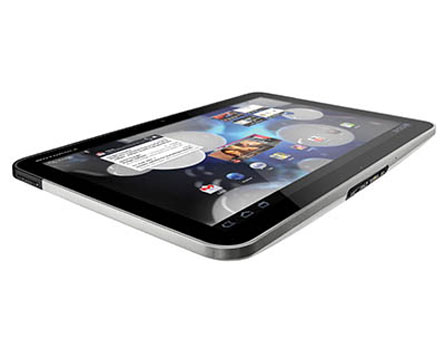 Tablet permite realizar diversas tarefas ao mesmo tempo - Com bateria de alta duração, que pode trabalhar até 10 horas seguidas Tablet permite realizar diversas tarefas ao mesmo tempo - Com bateria de alta duração, que pode trabalhar até 10 horas seguidas