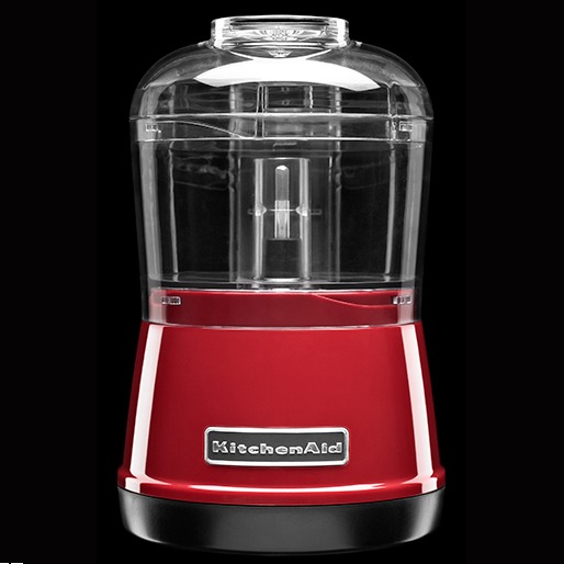 Bastante ergonômico, este Mini processador pode ser movido com muita facilidade Mini Processador KitchenAid compacto ergonomico