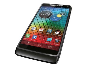 celular desbloqueado Motorola RAZR i Preto deitado