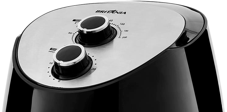 Base antiderrapante e proteção contra superaquecimento Air Fryer Britânia BFR04PI segurança trava aquecimento